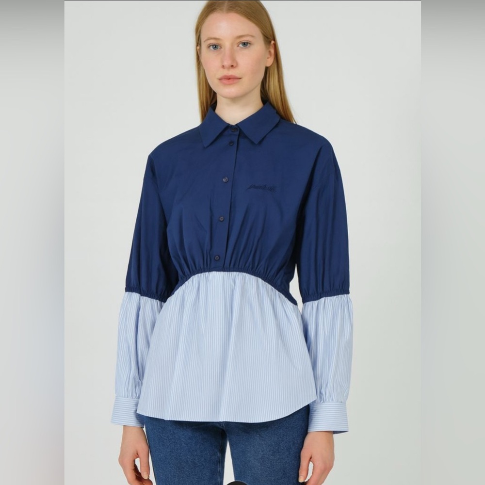 PUSHBUTTON Blue Striped Nylon‎ Blouse.